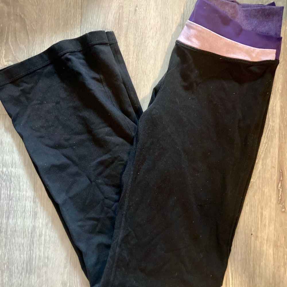 Women’s Black and Purple Leggings